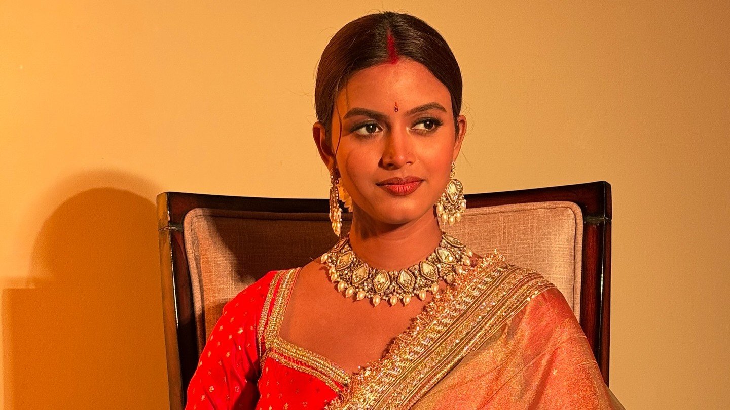 साड़ी पहनकर भोजपुरी अभिनेत्री Shilpi Raghwani ने ढाया कहर, तारीफों की खड़ी हो गई पहाड़