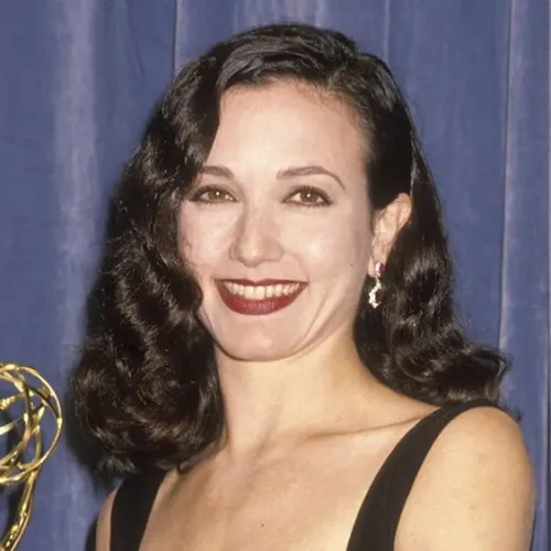 Bebe Neuwirth