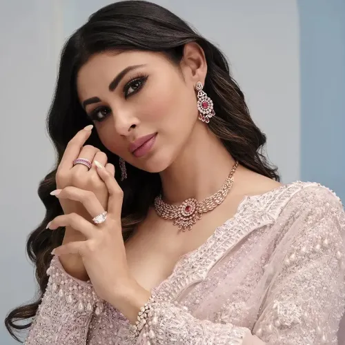 Mouni Roy
