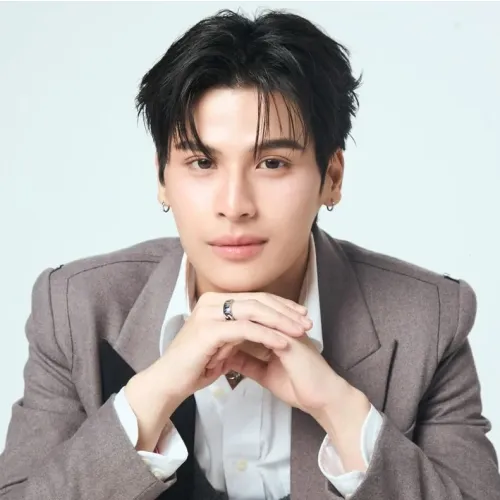 Thipakorn Thitathan (ฐิภากร ฐิตะฐาน)