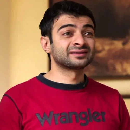 Vivek V Mashru