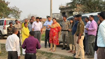 चैती छठ की तैयारियों का जायजा लेने देव पहुंचीं डीएम, अधिकारियों को दिए सख्त निर्देश