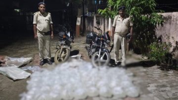 औरंगाबाद के कासमा थाना पुलिस ने पकड़ी 376 लीटर शराब, गुप्त सूचना के आधार पर की गई थी करवाई