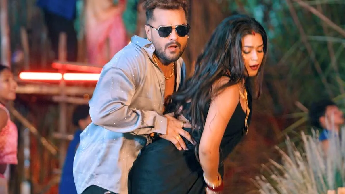 Bhojpuri Video Song: भोजपुरी स्टार खेसारी लाल यादव का नया धमाका: 'घुटूर घुटूर' गाना यूट्यूब पर मचा रहा है तहलका